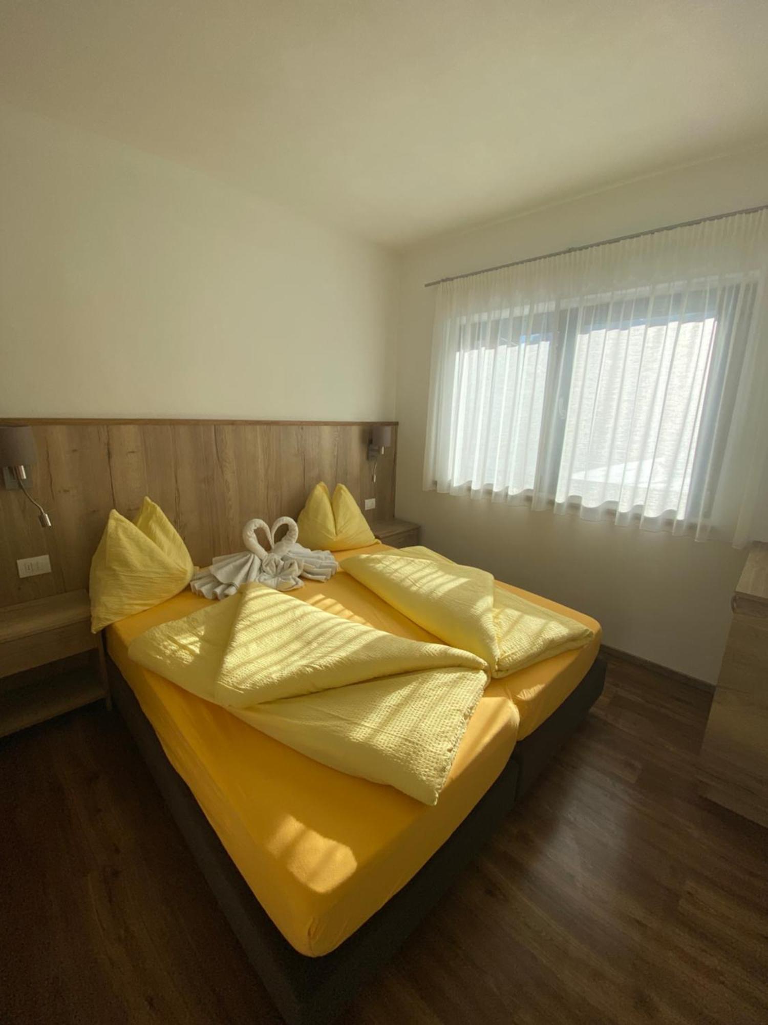 Alfred Ties Apartments San Vigilio Extérieur photo