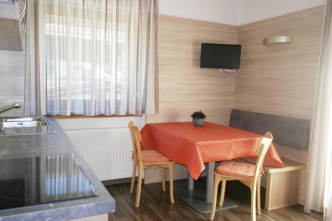 Alfred Ties Apartments San Vigilio Extérieur photo