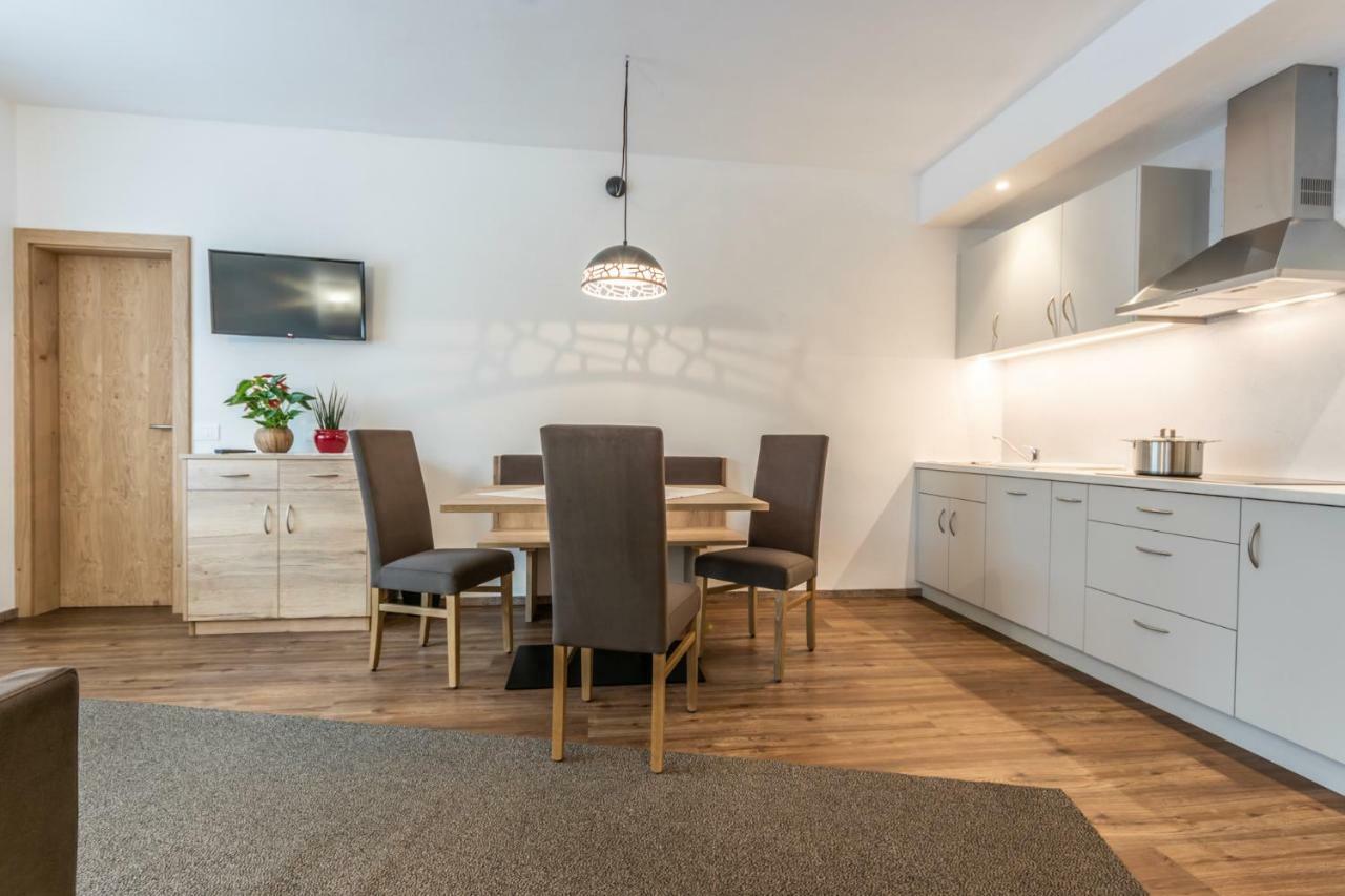 Alfred Ties Apartments San Vigilio Extérieur photo